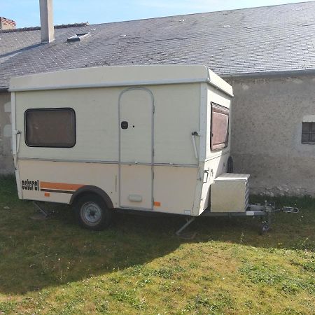 Ferienwohnung Au Bon Acceuil Channay-sur-Lathan Exterior foto